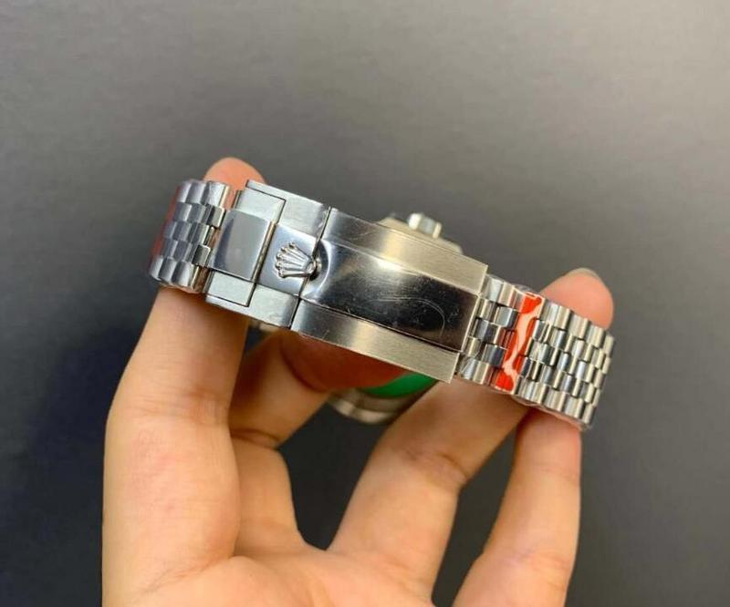 SAMC - Mix Watches - 088