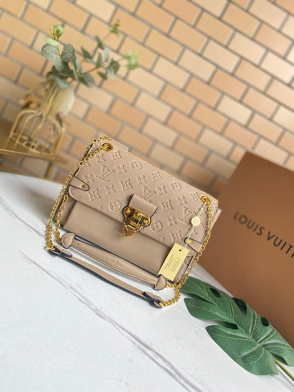 Fashion Lu-Vi bags - 3946