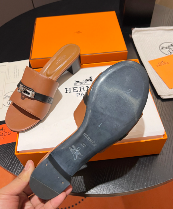 SAMC - HMS Women Shoes - 584