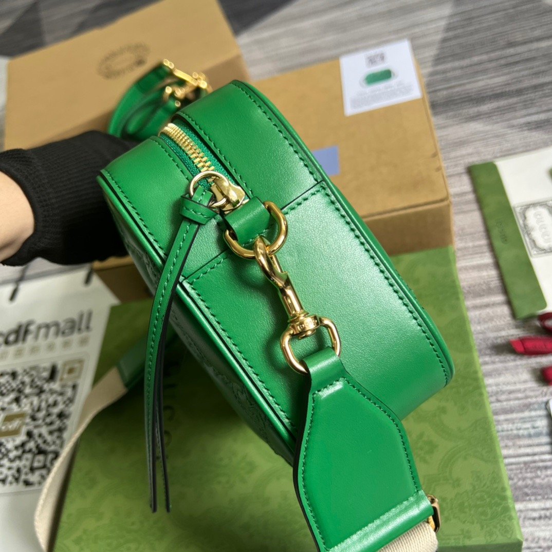 Glami Matelasse Shoulder Bag Green For Women, Women’s Bags 8.5in/22cm Glami 702234 UM8HG 3389