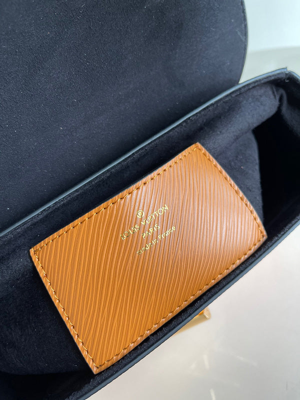 LOV2 Bags - Luxurious Bags  1619