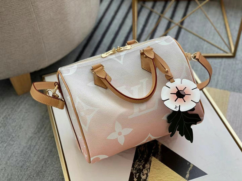 LOV2 Bags - Luxurious Bags  2523