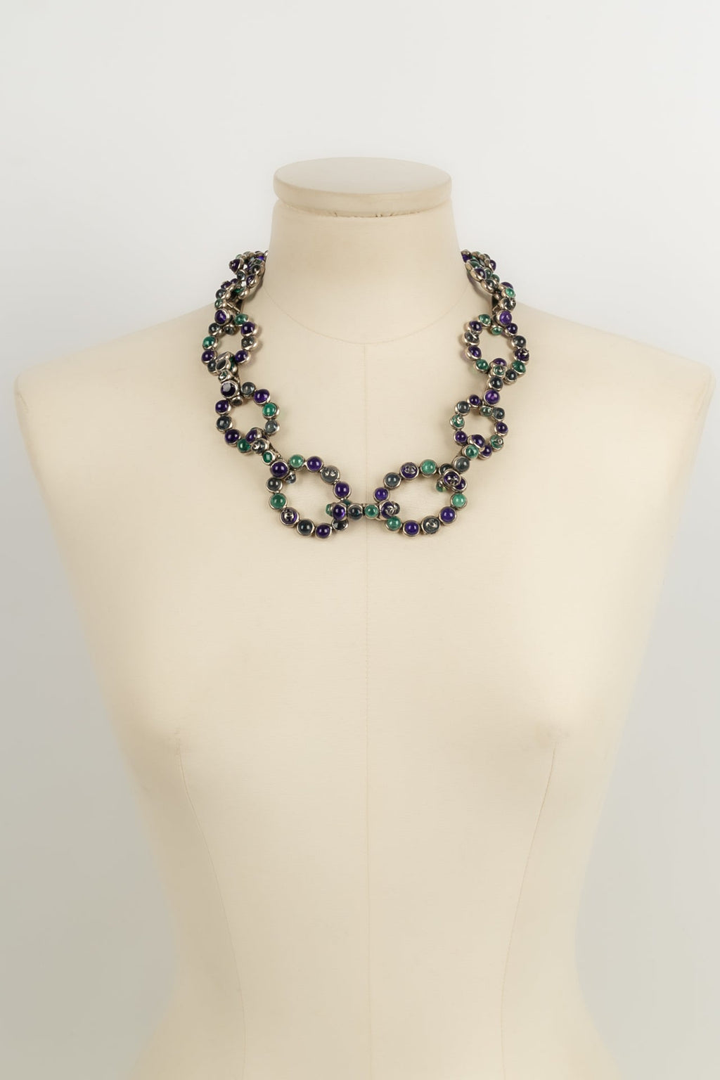 Collier Chanel DÃƒÆ’Ã‚Â©filÃƒÆ’Ã‚Â© Resort 2011