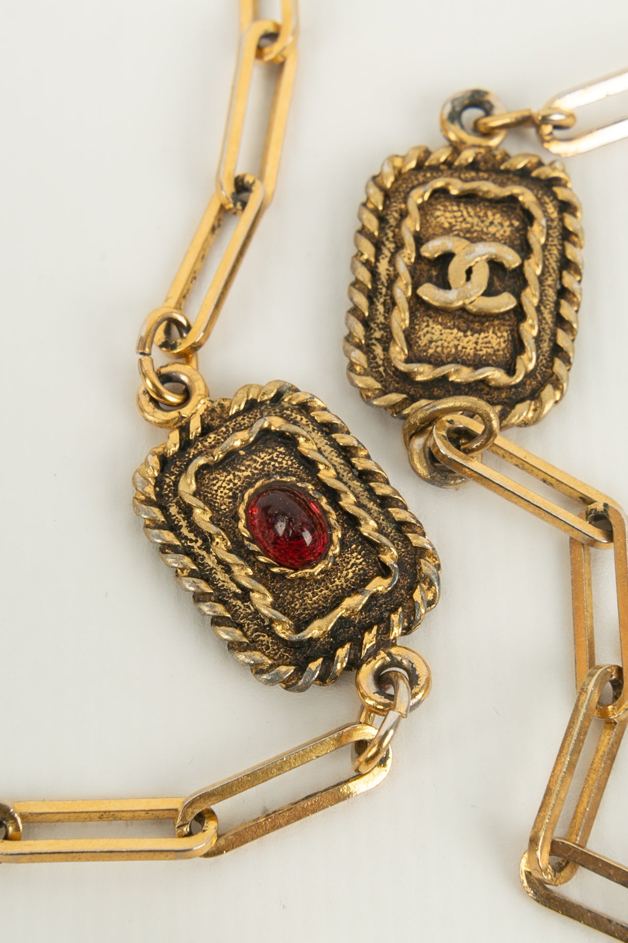 Collier dorÃƒÆ’Ã‚Â© Chanel 1984