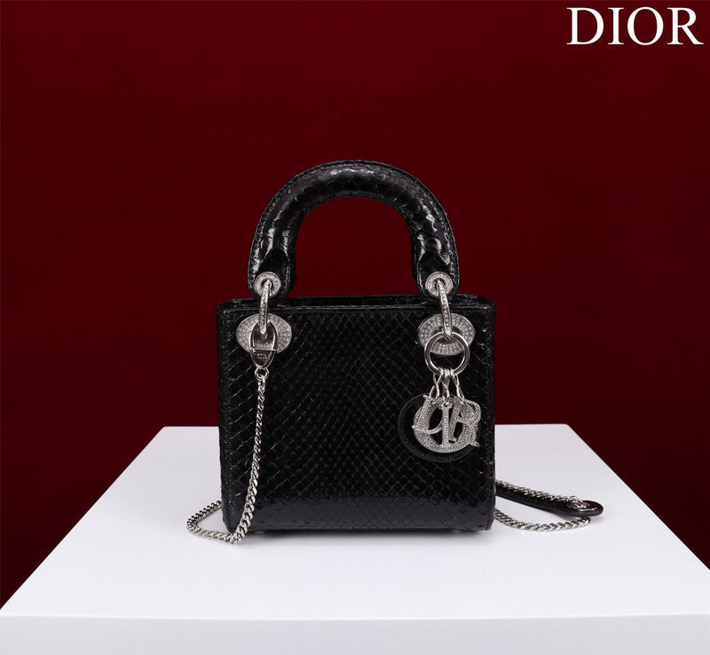 ELE - Dir Bags - 104