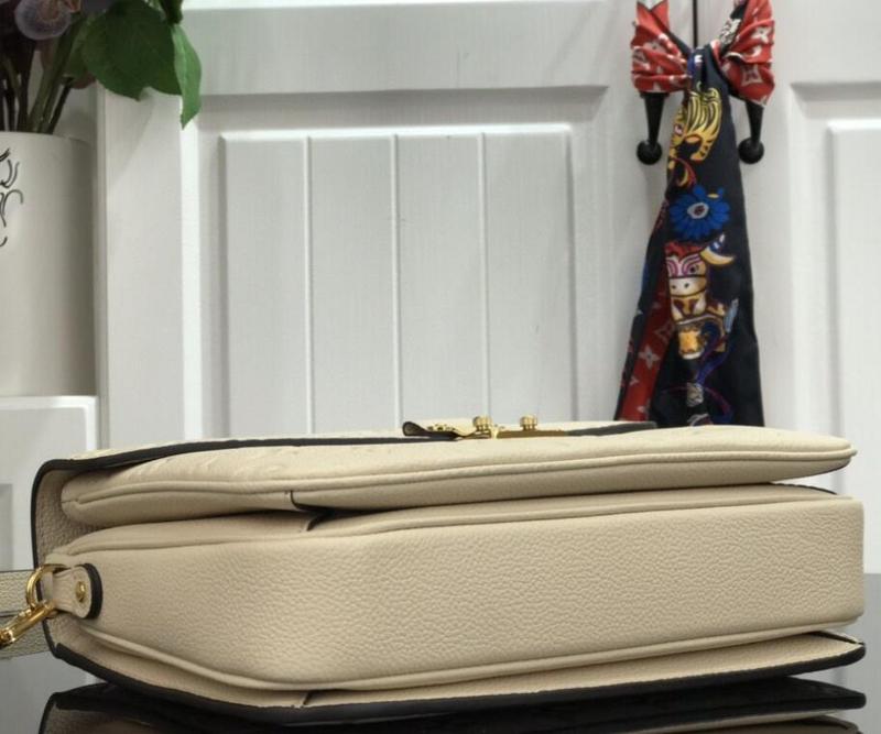 SAMC - LOV Bags - 1246