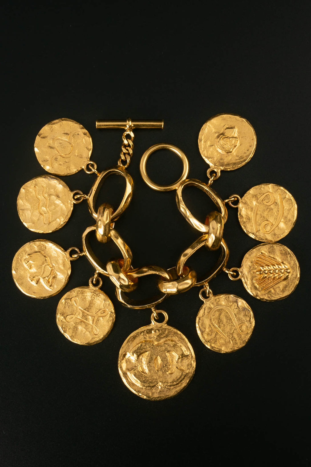 Bracelet ÃƒÆ’Ã‚Â  breloques Chanel Printemps 1994