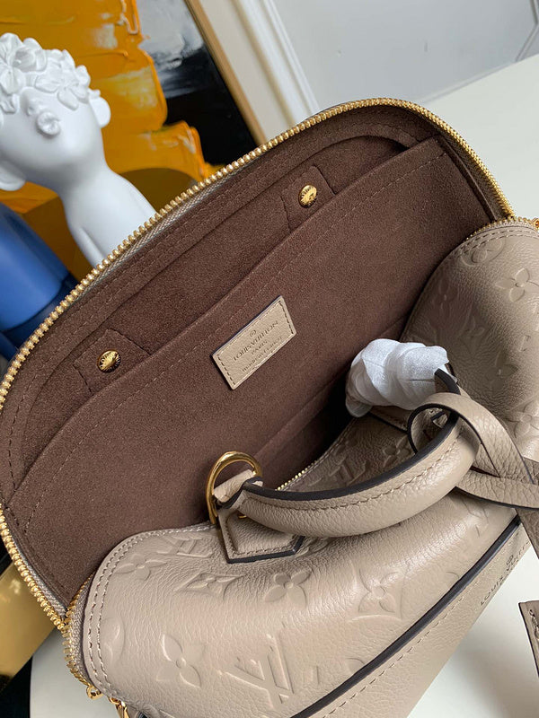 LOV2 Bags - Luxurious Bags  1853