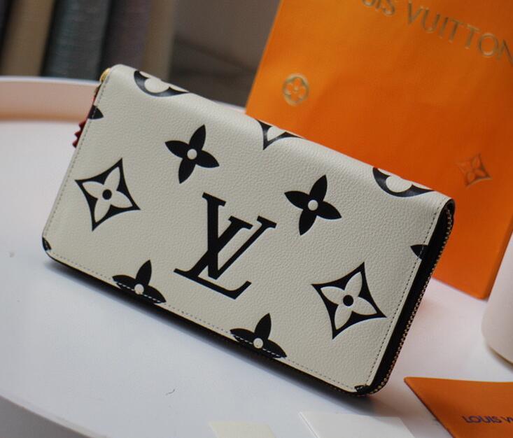 SAMC - Mix Wallets - 015