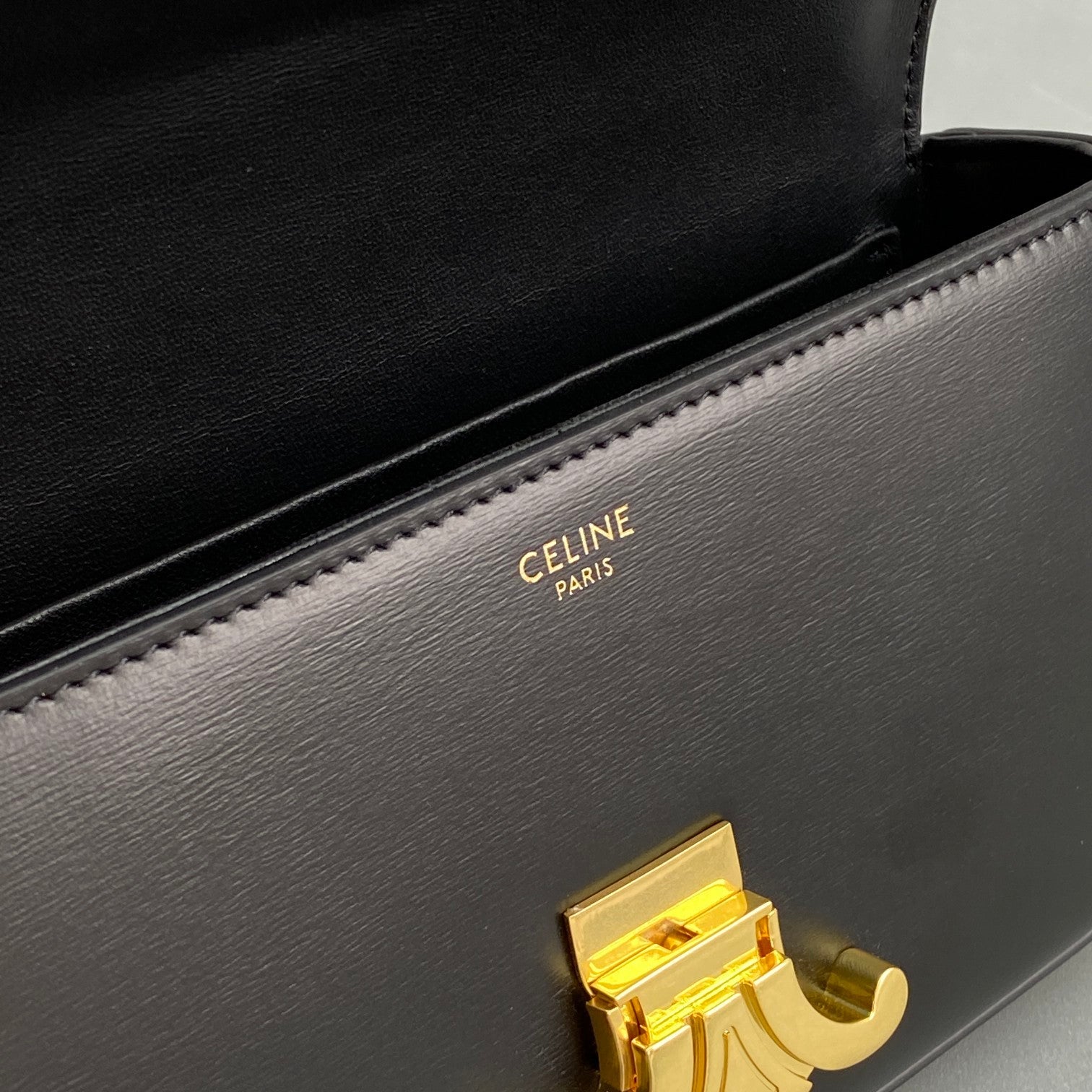 GLAMI Triomphe Shoulder Bag Black For Women 8in/20cm 194143BF4.38NO