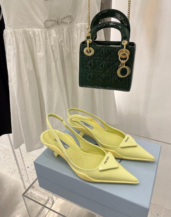 GlamyWomen Shoes - 675