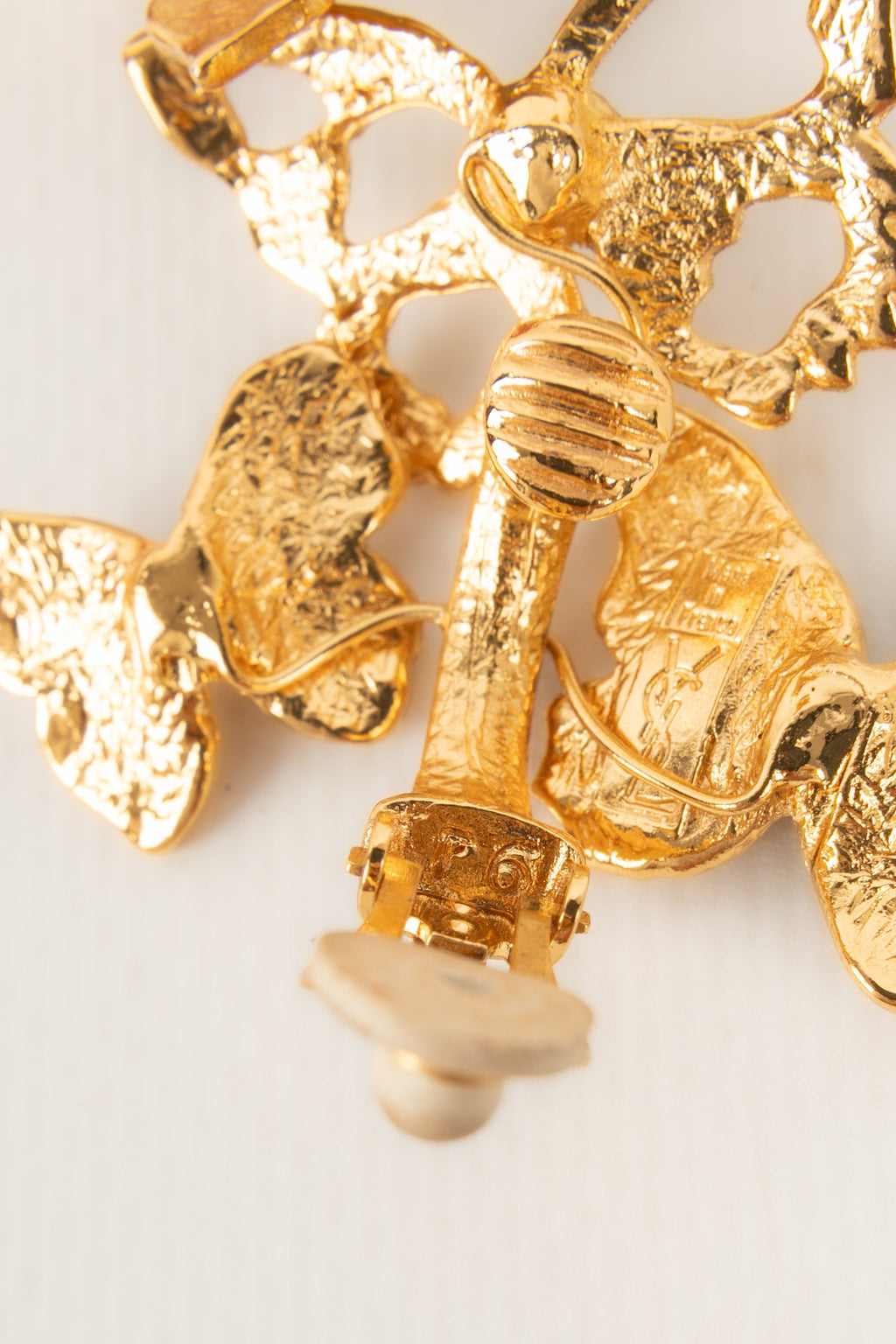 Boucles d'oreilles Yves Saint Laurent