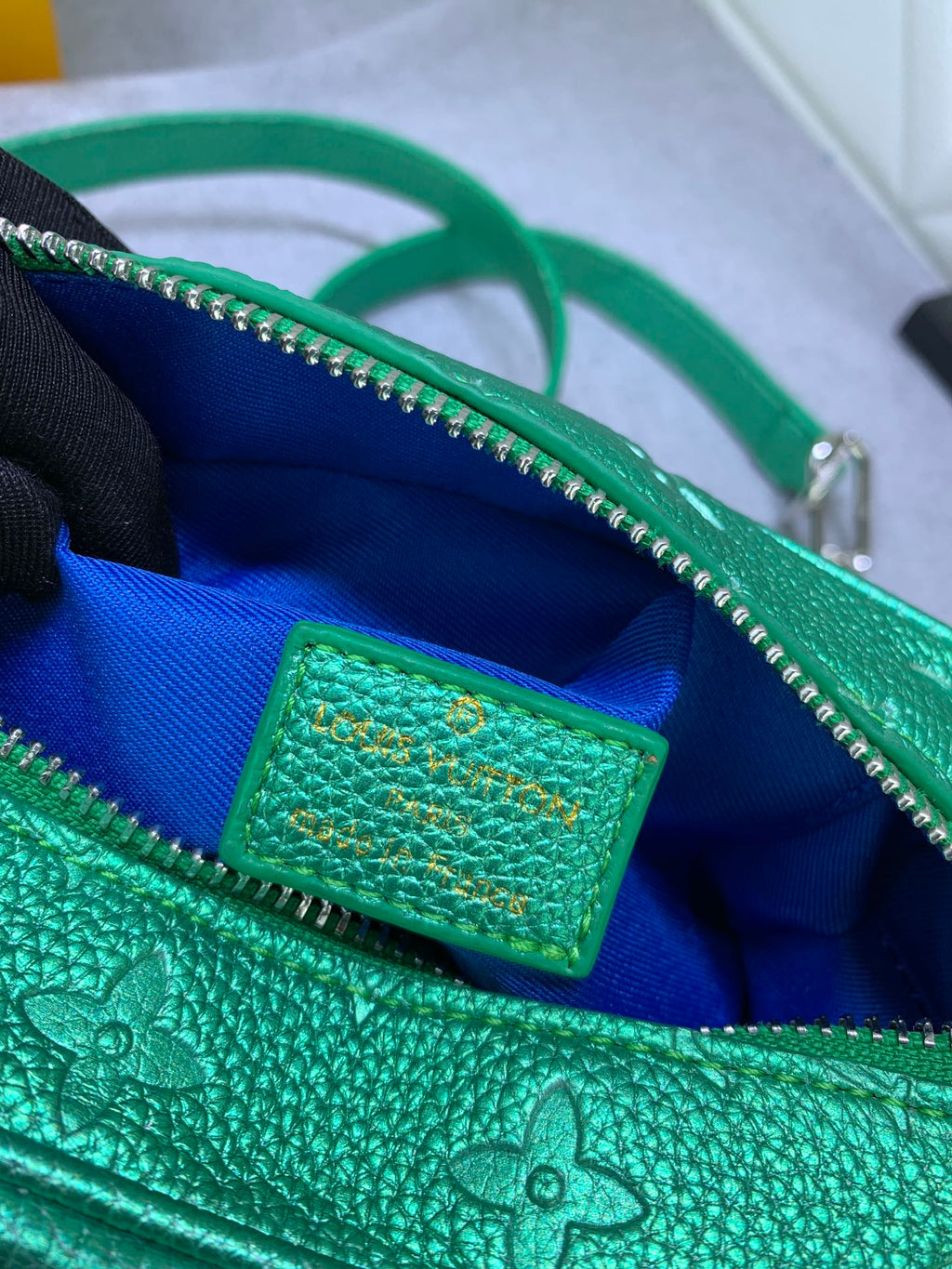 EN - New Bag LUV 644