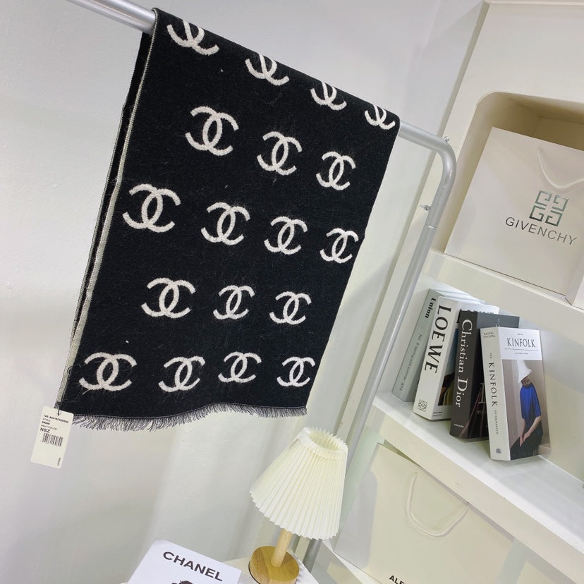 EN - Luxury  CHL  Scarf 009