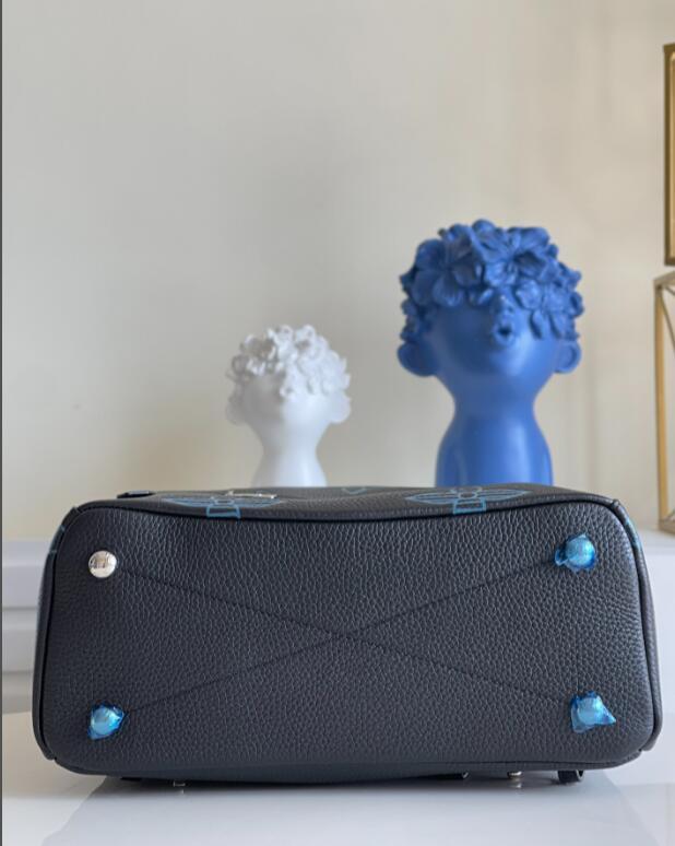 SAMC - LOV Bags - 2070