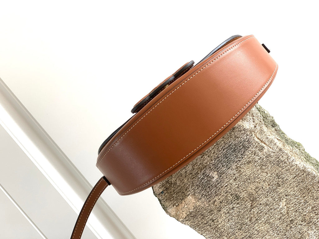 GLAMI BesaGLAMI Cuir Triomphe Bag Brown For Women 9in/23cm 111233DU3.04LU