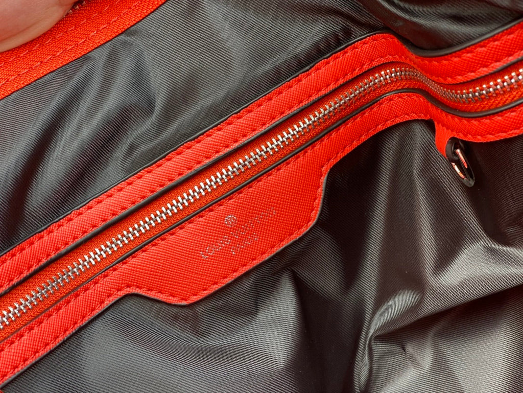 EN - New Arrival Bags LUV 673