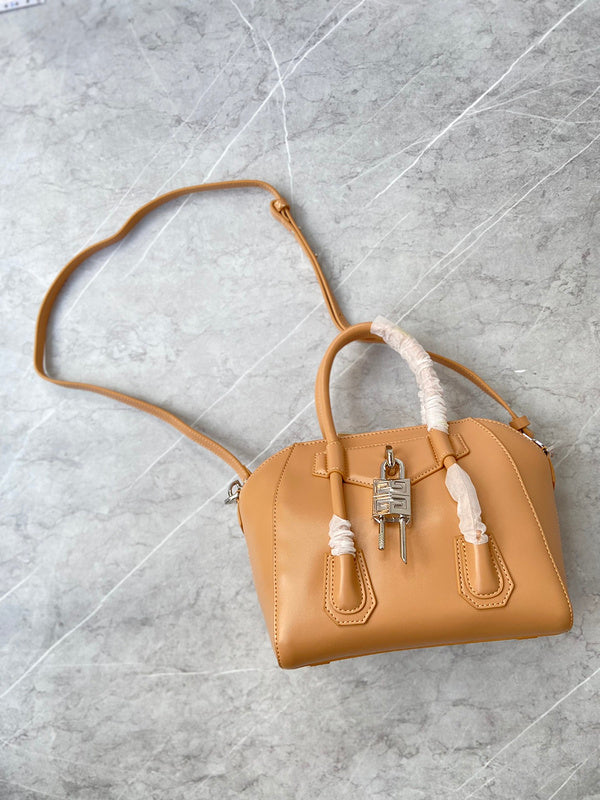 Glamy - GCY Bags - 695