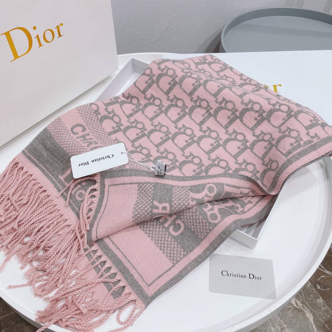 EN - Luxury  DIR Scarf 003
