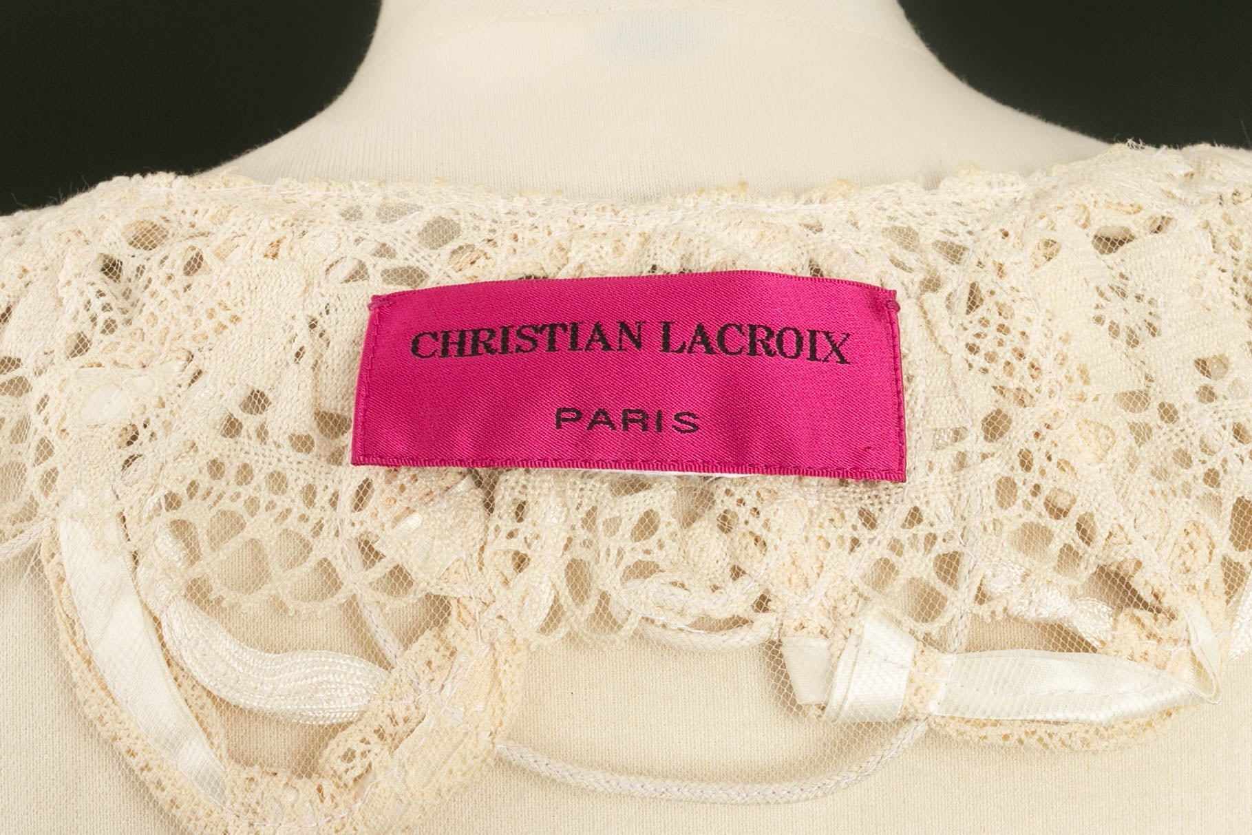 Veste en tulle et dentelle Christian Lacroix