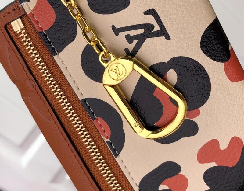 SAMC - Mix Wallets - 097