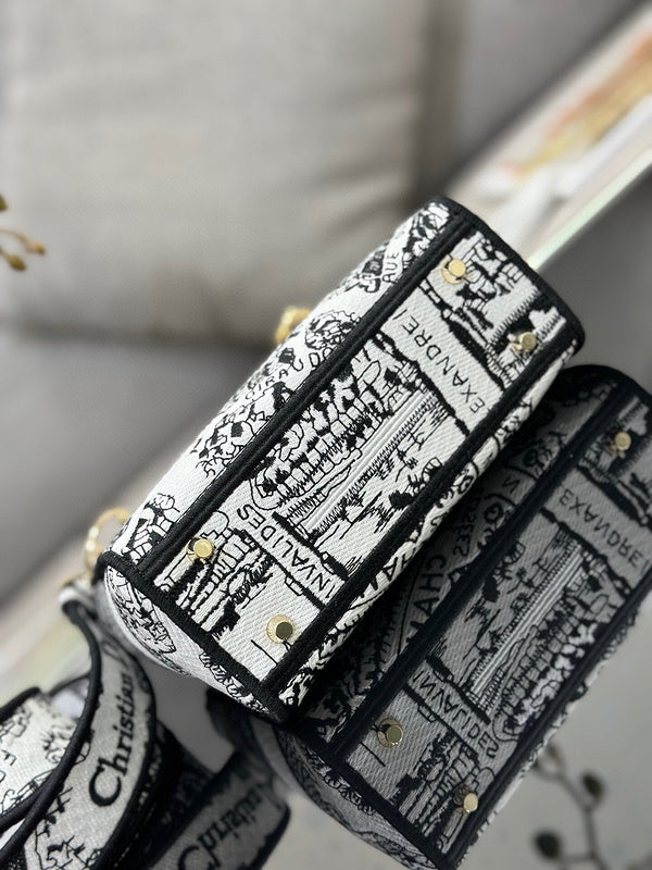 ELE - Dir Bags - 220