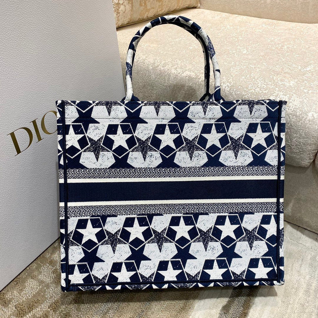 GLAMI Large Book Tote Blue and White Ãƒâ€°toile Embroidery, Blue/White, For Women WomenÃ¢â‚¬â„¢s Handbags, 41cm CD M1286ZTQX_M928