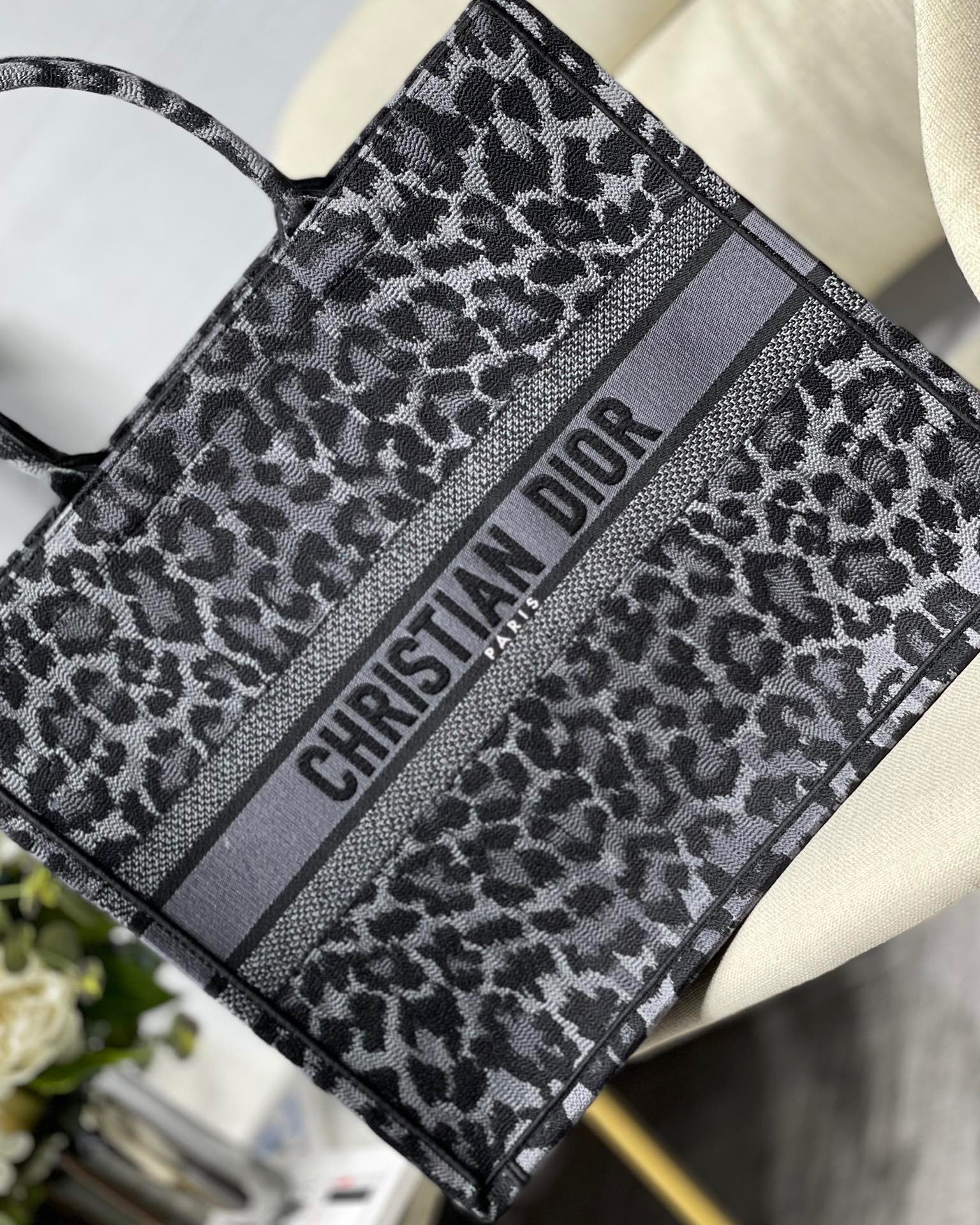 GLAMI Large Book Tote Gray Multicolor , For Women, WomenÃ¢â‚¬â„¢s Handbags 16.5in/42cm CD M1286ZRGLAMI_M842