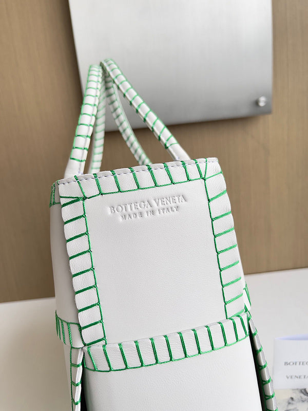Glamy - BOV Bags - 711
