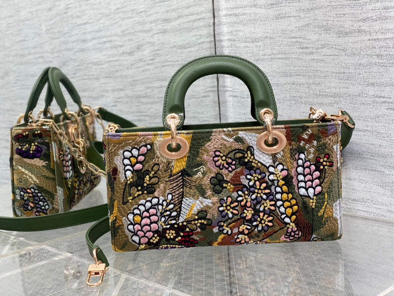 ELE - Dir Bags - 030