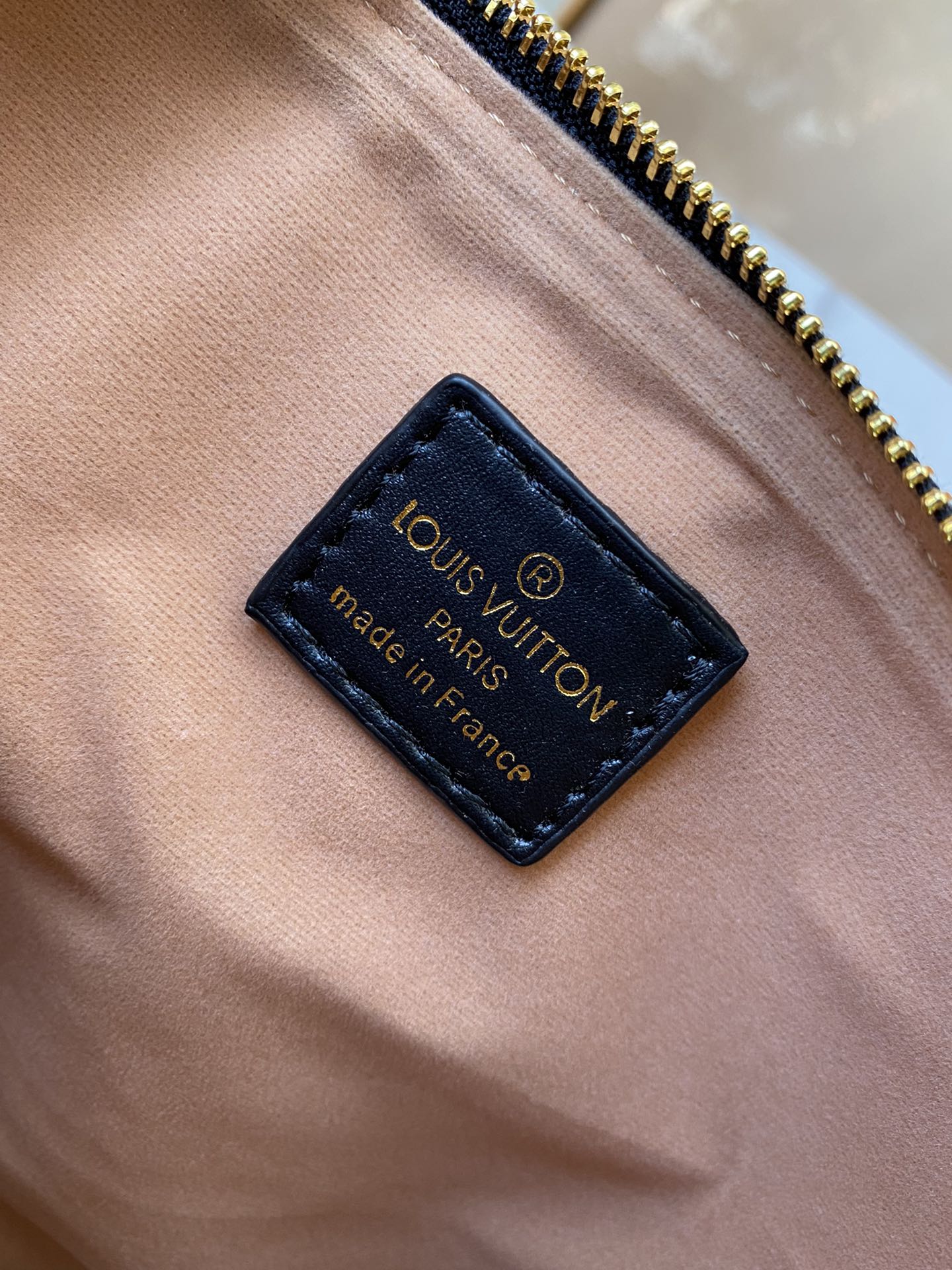 EN - Luxury Bags LUV 785