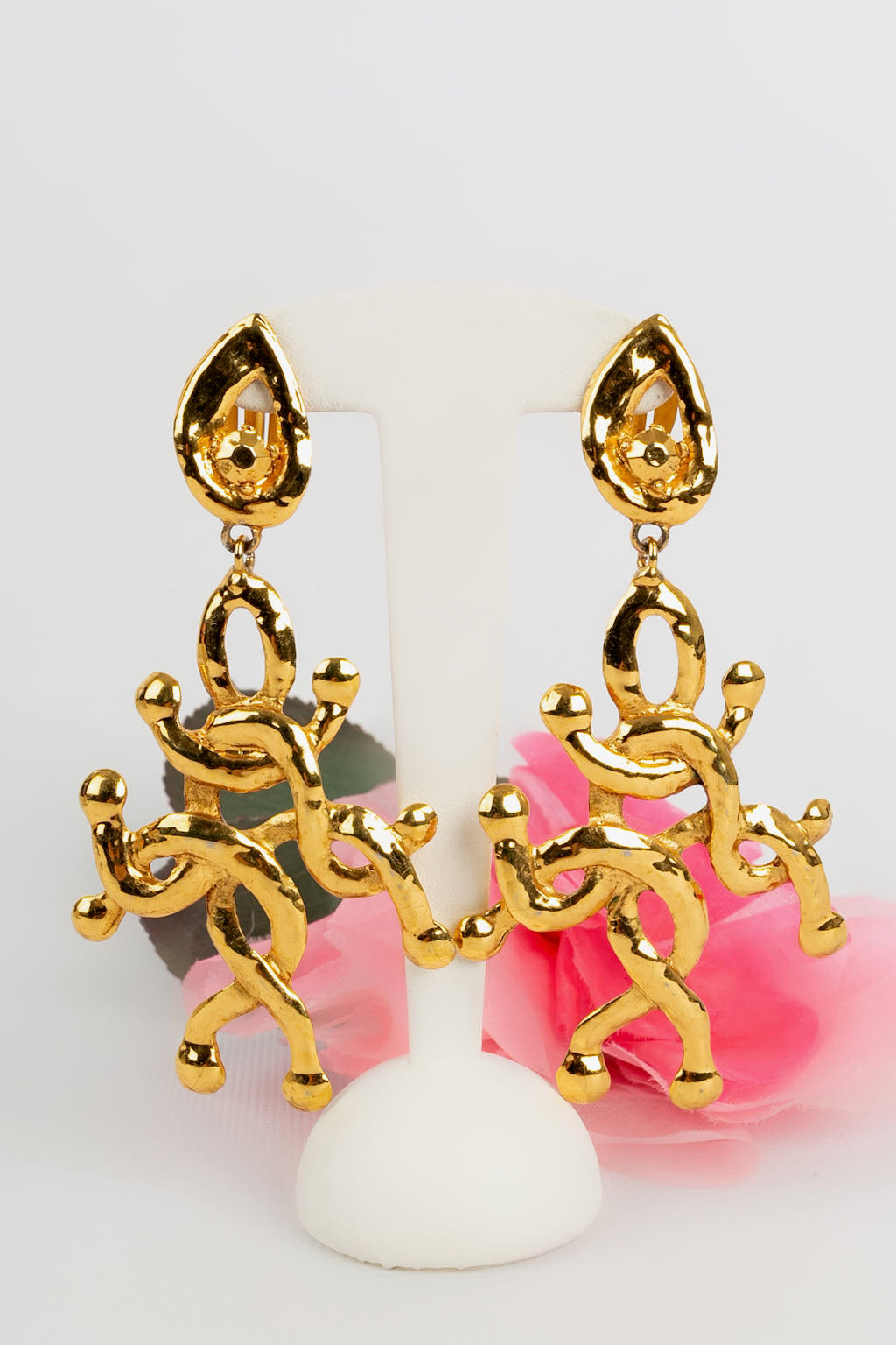 Boucles d'oreilles Christian Lacroix