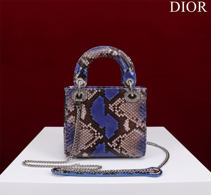 ELE - Dir Bags - 1703