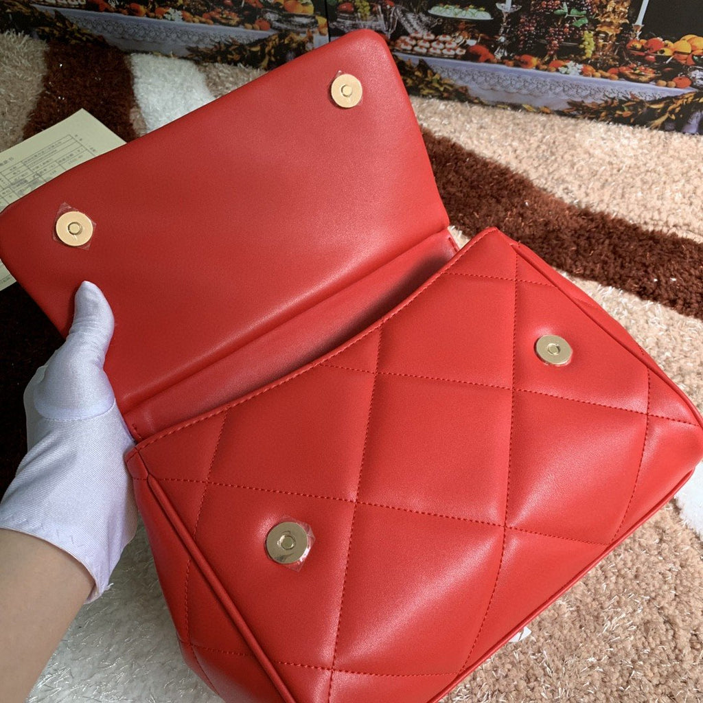 GLAMI MeGLAMIum Sicily Bag In Quilted Red For Women 10.2in/26cm GLAMI GLAMI6002AW5918H383