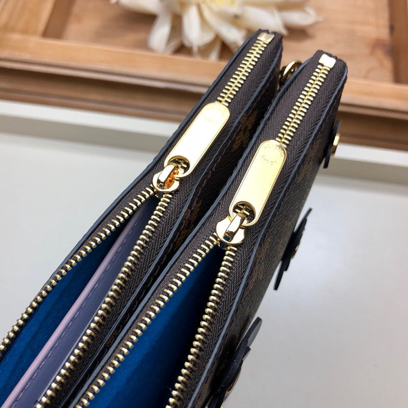 LOV2 Bags - Luxurious Bags  2041