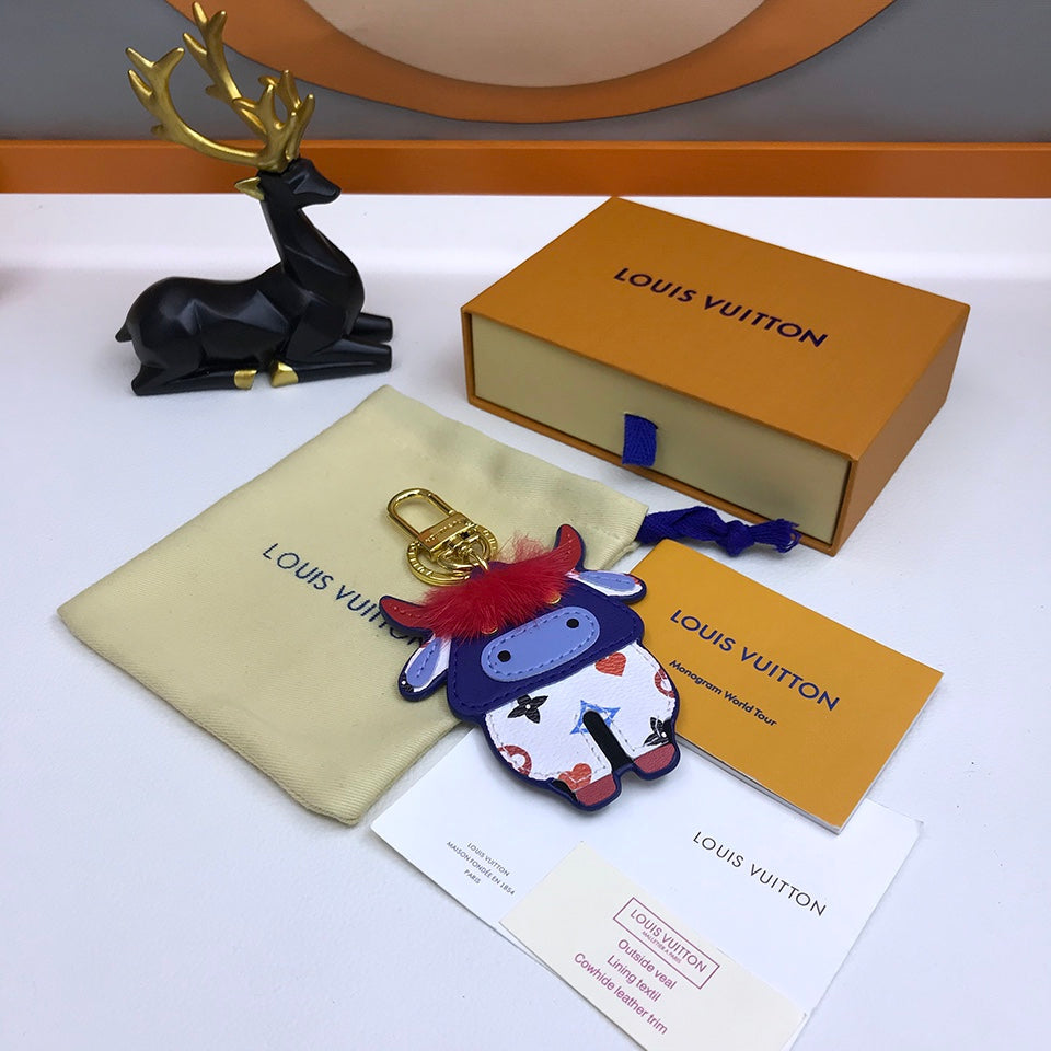 EN - Lux Keychains LUV 083