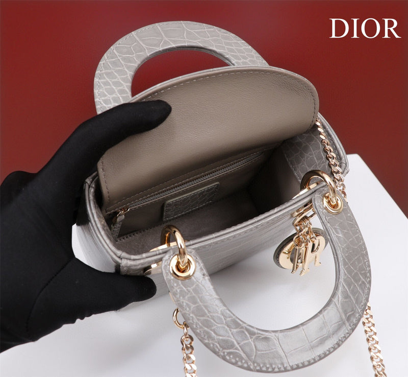 ELE - Dir Bags - 1754