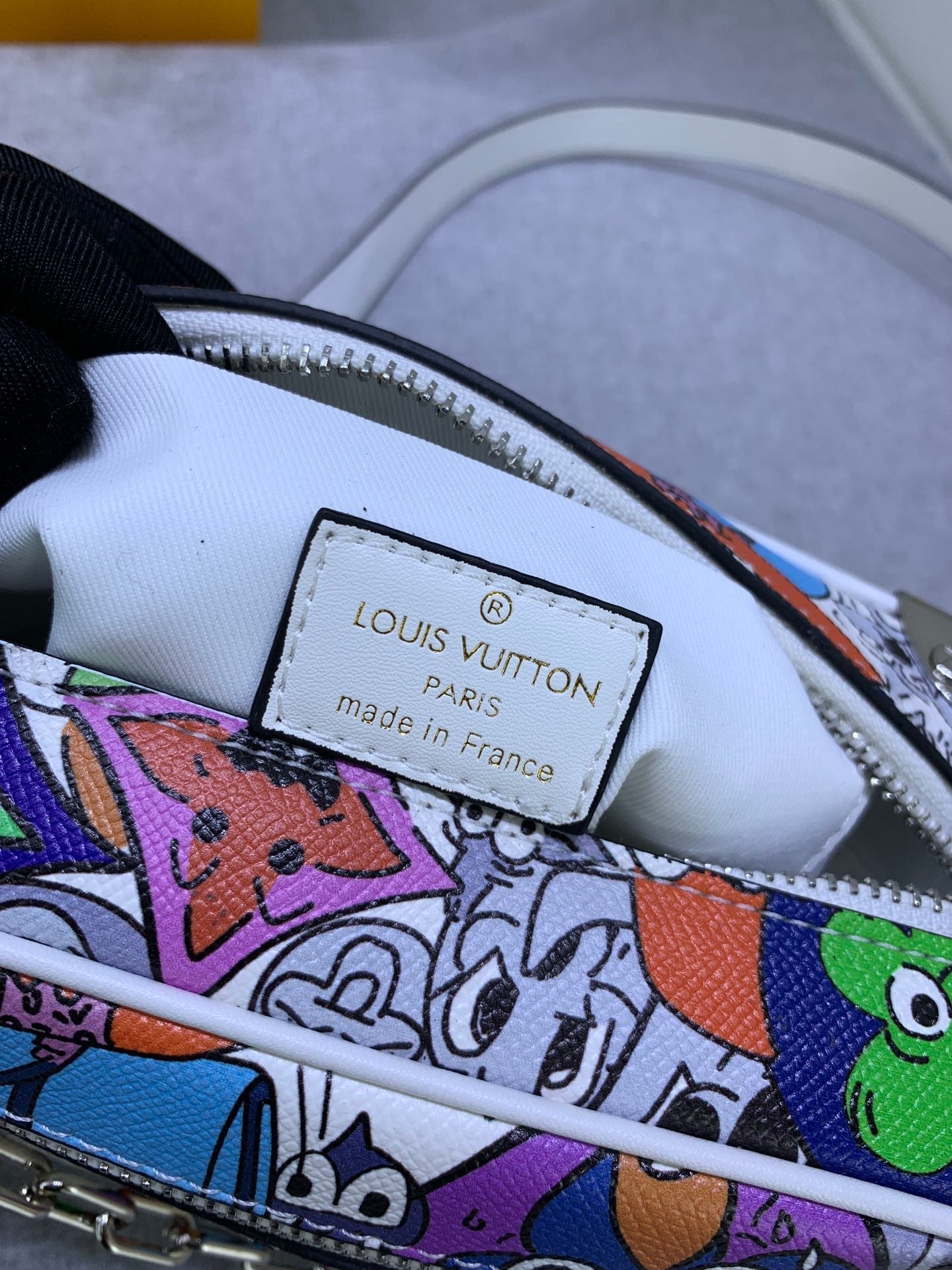 EN - New Bag LUV 646