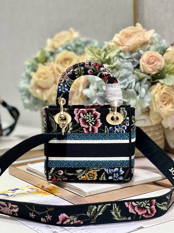 ELE - Dir Bags - 126