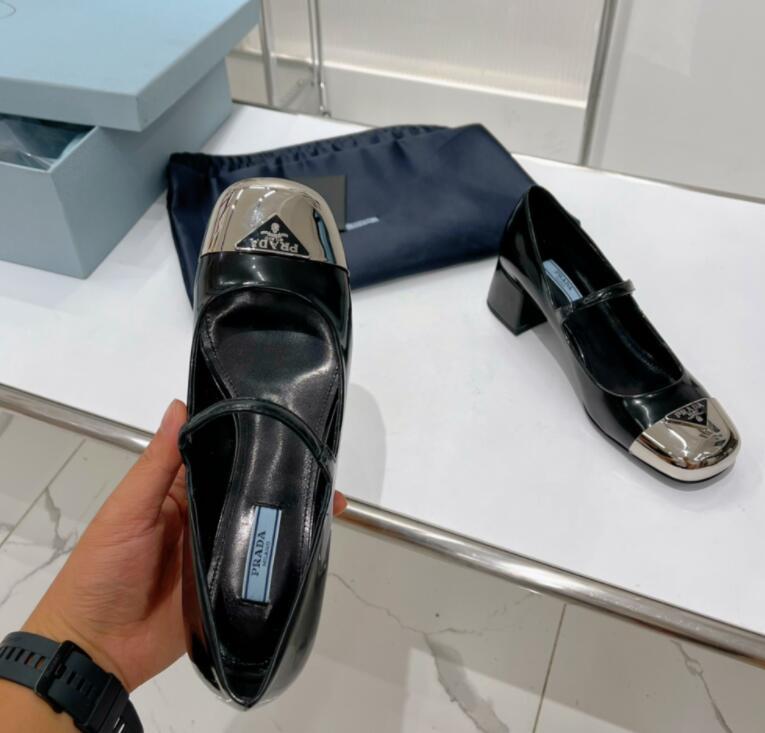 GlamyWomen Shoes - 399