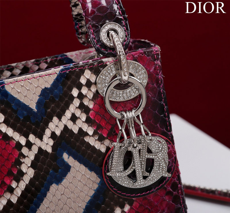 ELE - Dir Bags - 1700