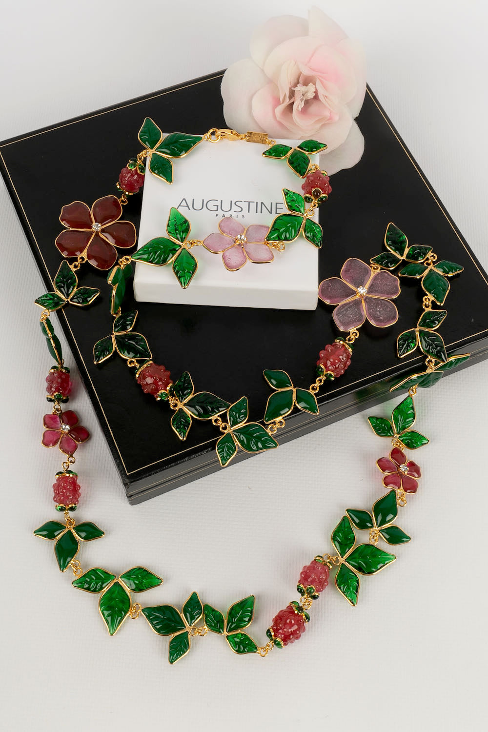 Collier fleurs Augustine