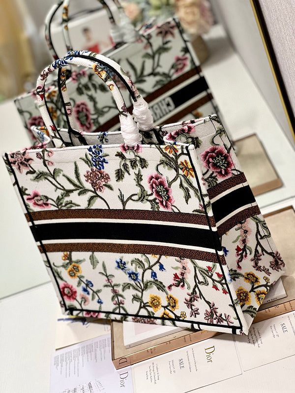 ELE - Dir Bags - 1220