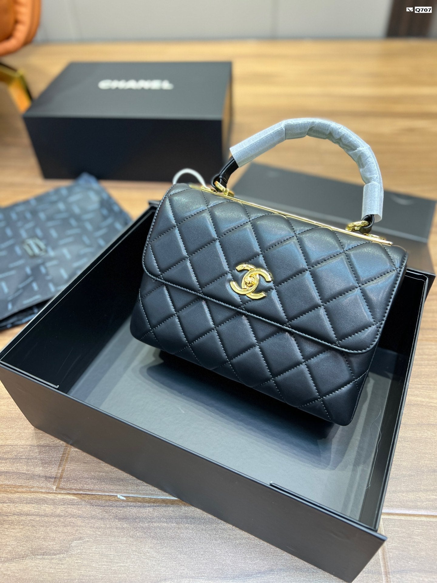 EN - New Lux Bags CHL 350