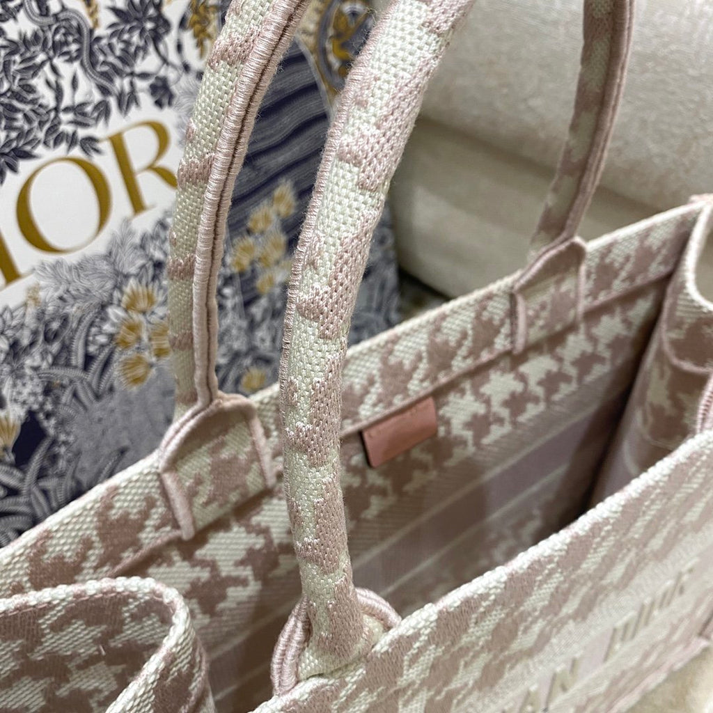 GLAMI MeGLAMIum Book Tote Pastel Houndstooth Embroidery, Pastel, For Women WomenÃ¢â‚¬â„¢s Handbags, Shoulder Bags, 36cm CD