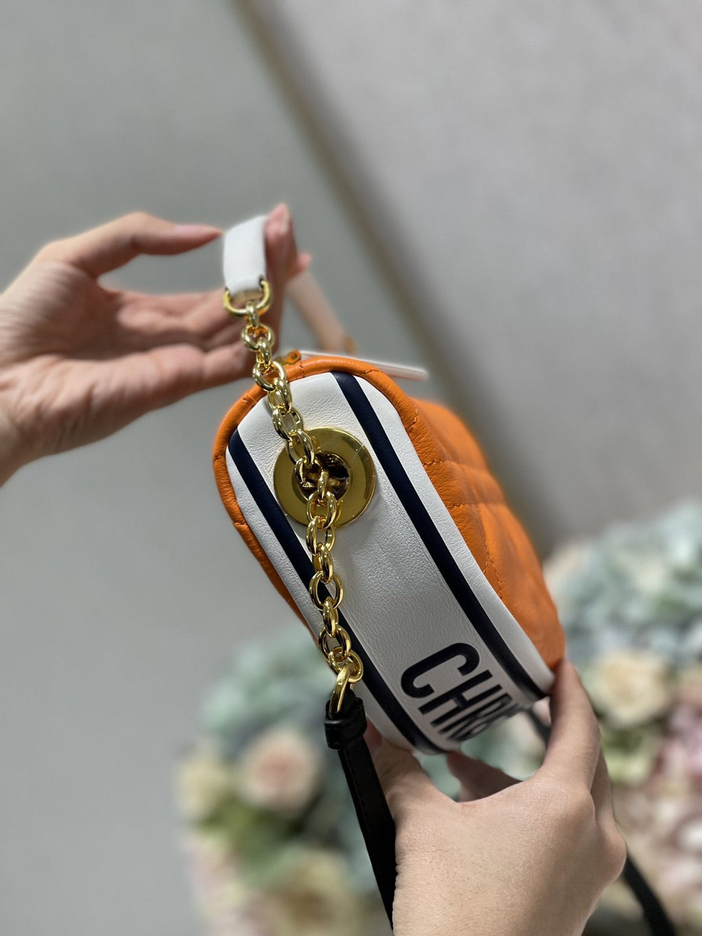 GLAMI Small Vibe Hobo Bag GlamIuoresGLAMInt Orange Macrocannage, Orange Handbags, Crossbody Bags, 20cm CD M7200ODDO_M057