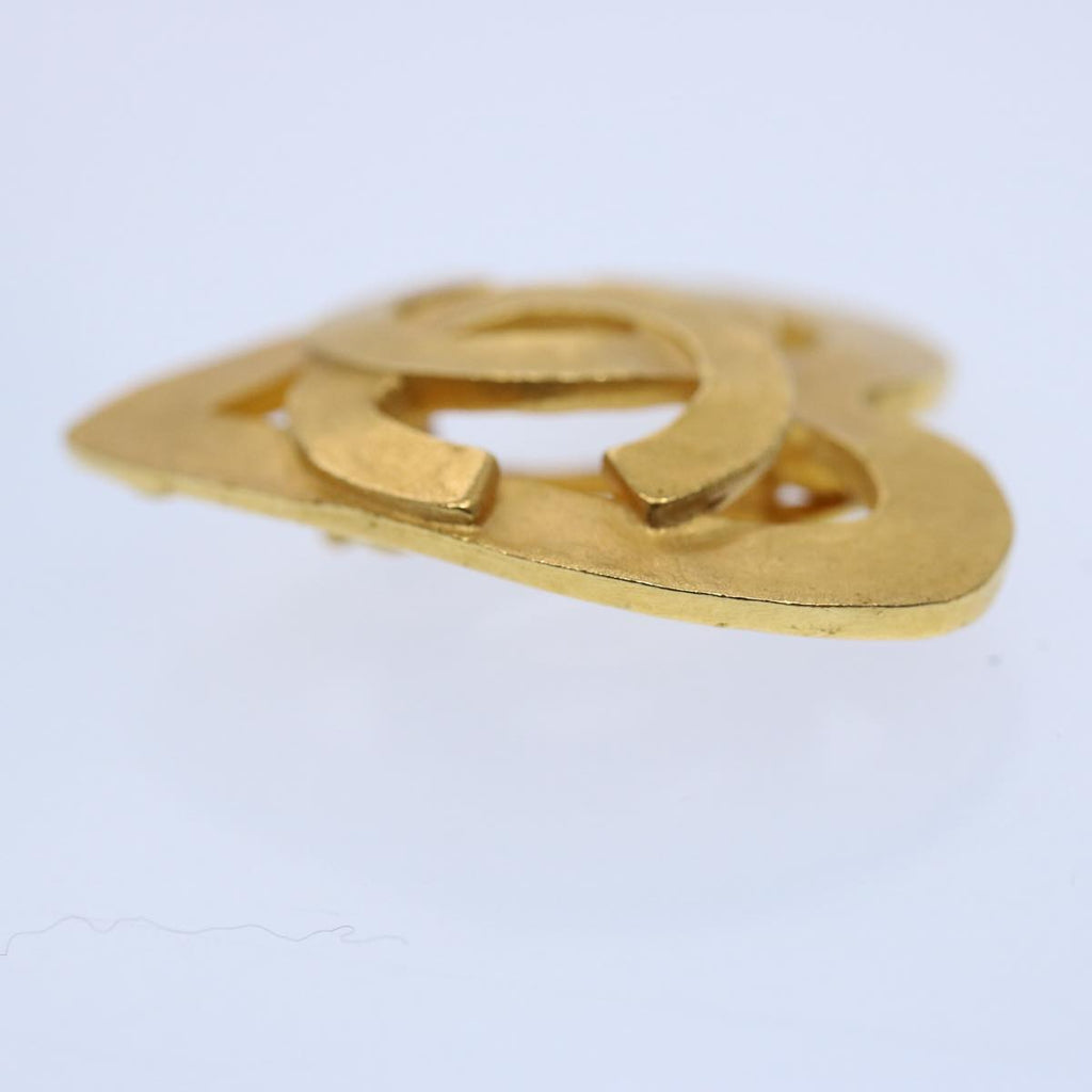 CHANEL heart Earring Gold Tone CC 60077A