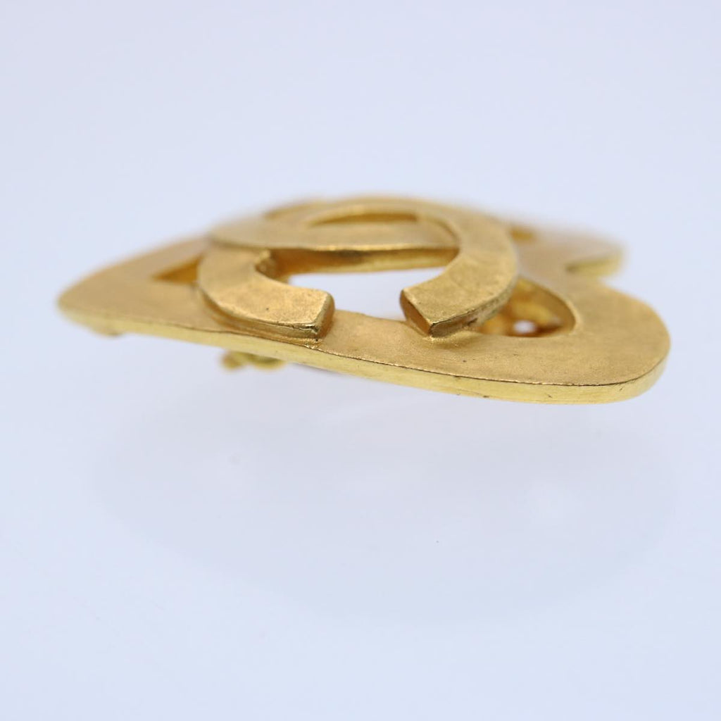 CHANEL heart Earring Gold Tone CC 60077A