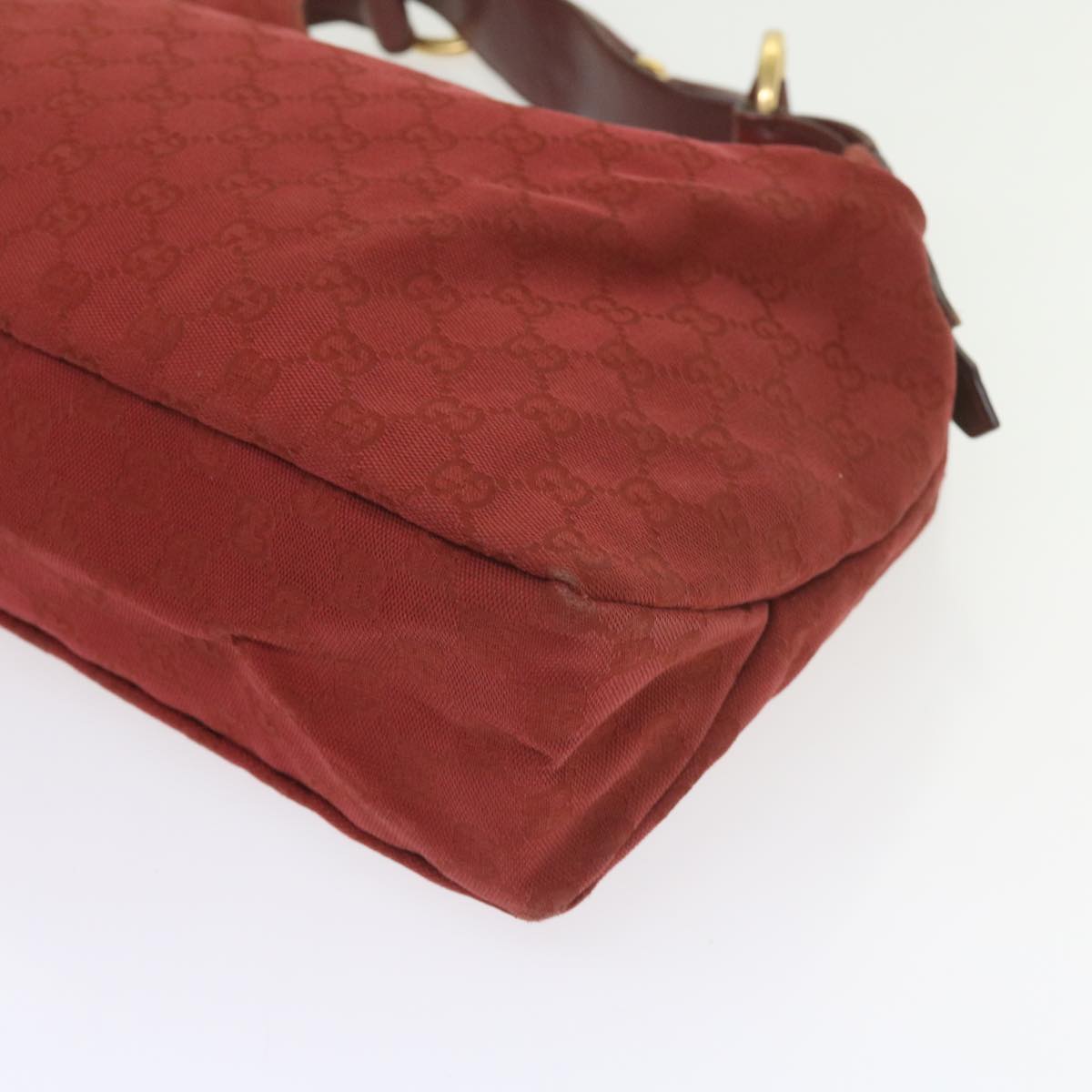 GUCCI GG Canvas Shoulder Bag Red 115867 60152