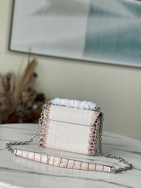 Fashion Lu-Vi bags - 4639